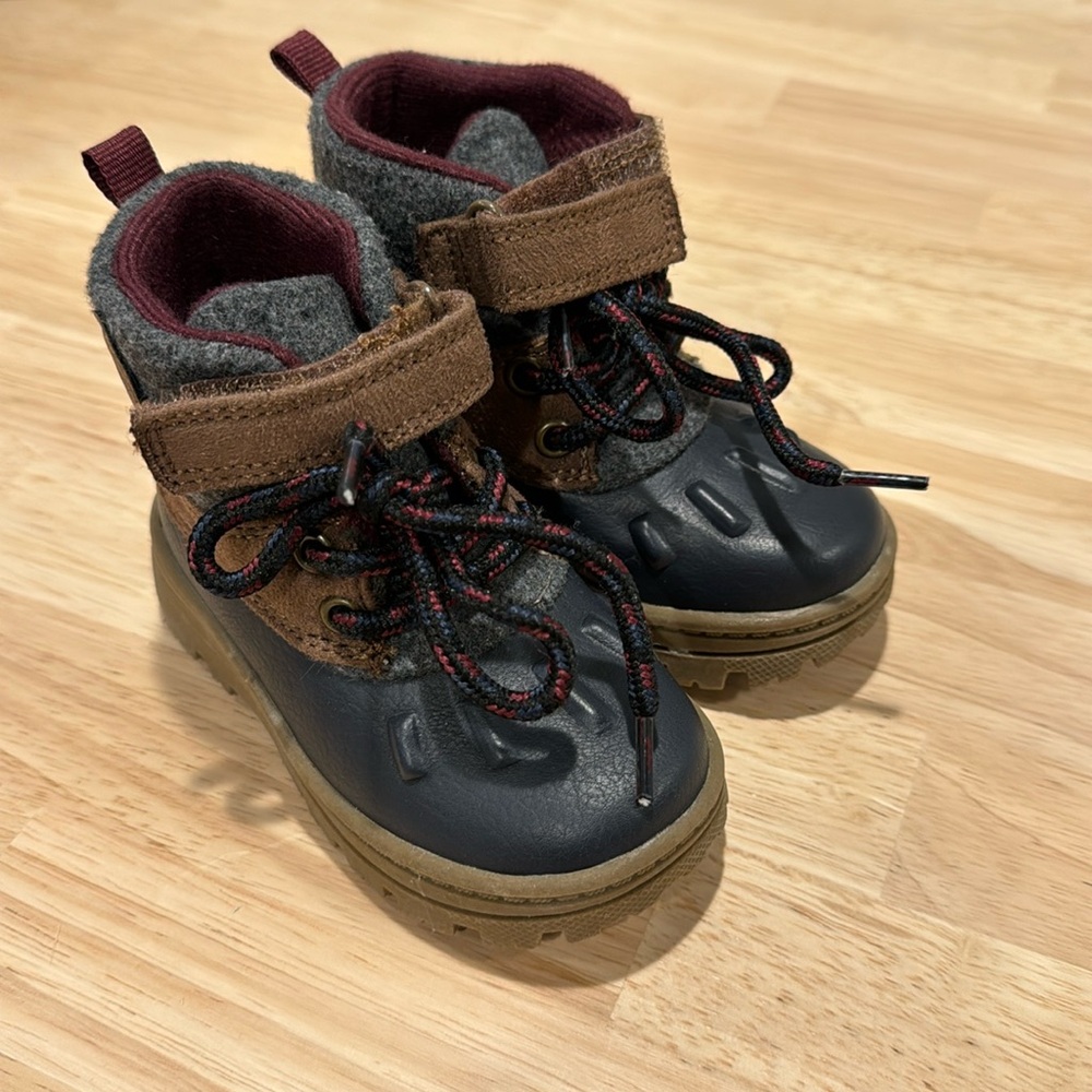 Carters Unisex Toddler Duck Boots